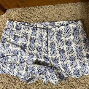 Scalloped Pineapple Shorts